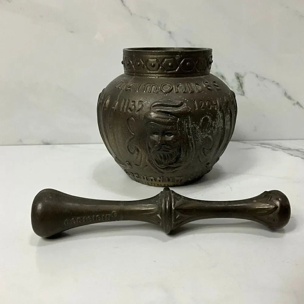 VINTAGE 1968 Schering Brass Mortar & Pestle 6th Edition - Picture 7 of 10